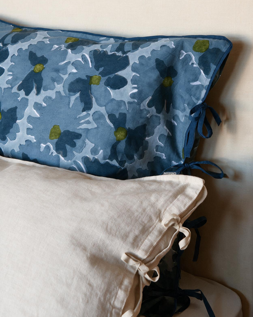 Set of 2 Peonia pillowcases