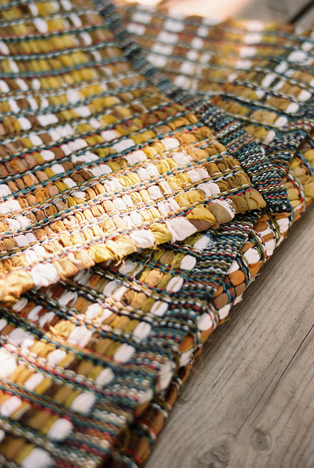 Lira Carpet