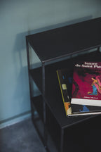 Tred bedside table