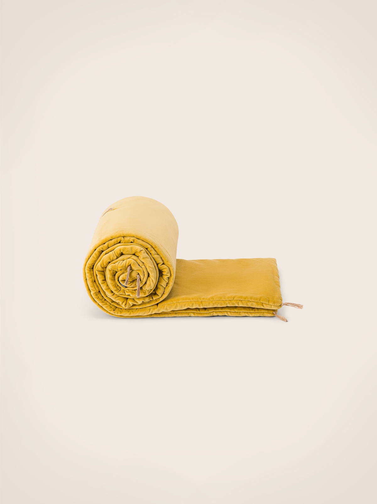Washed velvet sofa cover