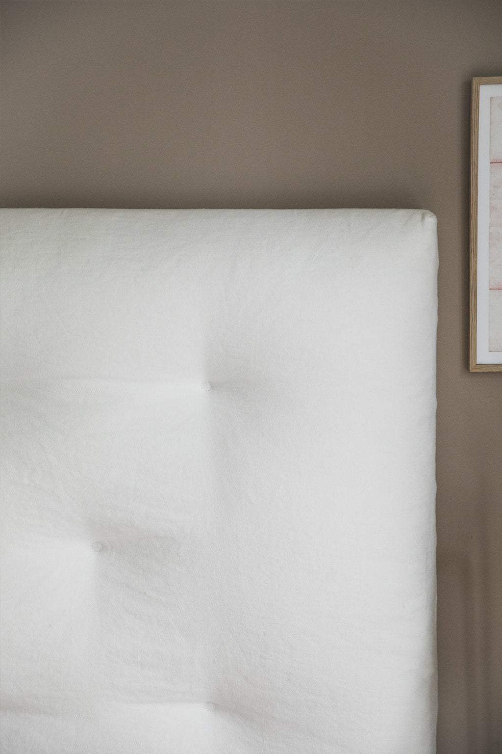 Adar headboard