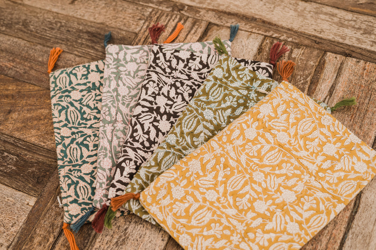 Tulipan Pouch
