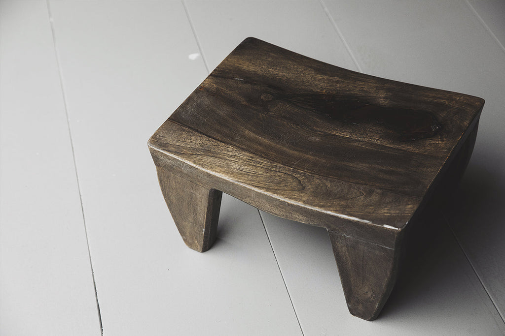 Keshi Stool