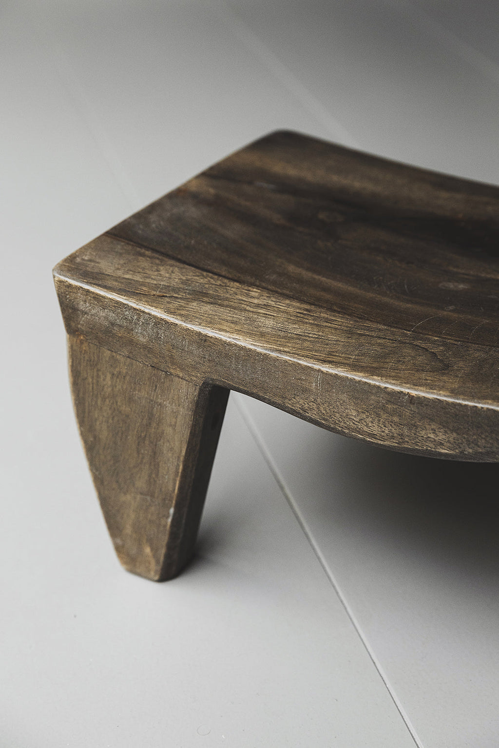 Keshi Stool