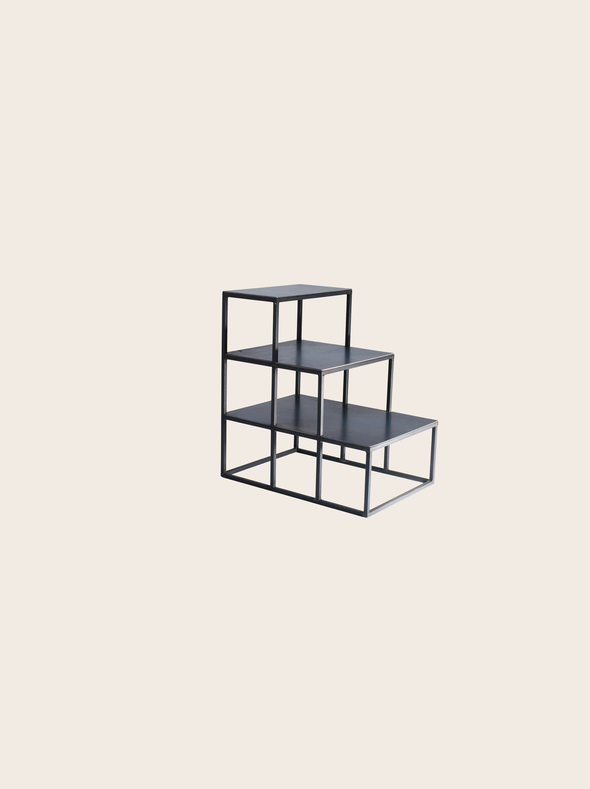 Tred bedside table
