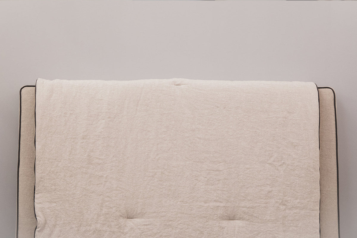 Poppi headboard